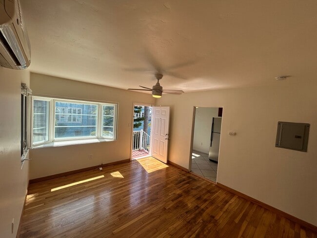 Photo - Updated Cottage in Banker's Hill Unit 2151
