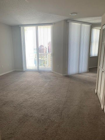 Photo - 255 Evernia St