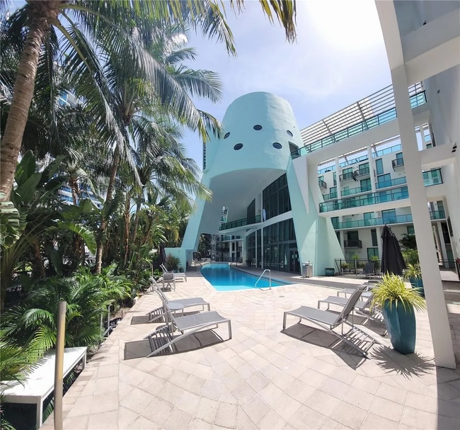 Photo - 6000 Collins Ave Unit 305