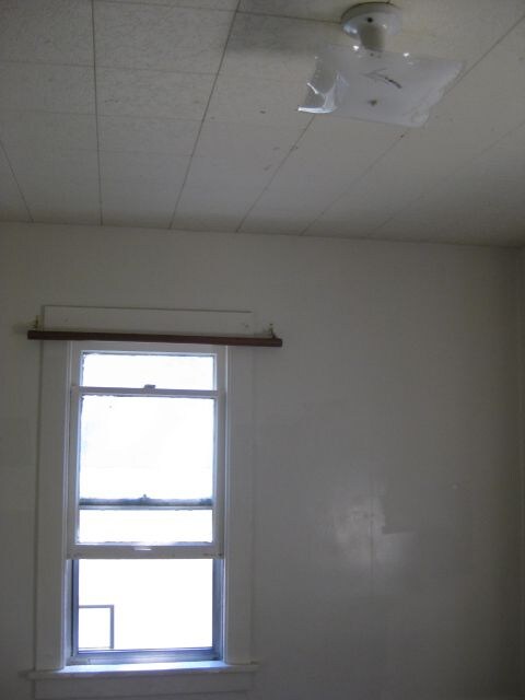 Photo - 221 N Chestnut St