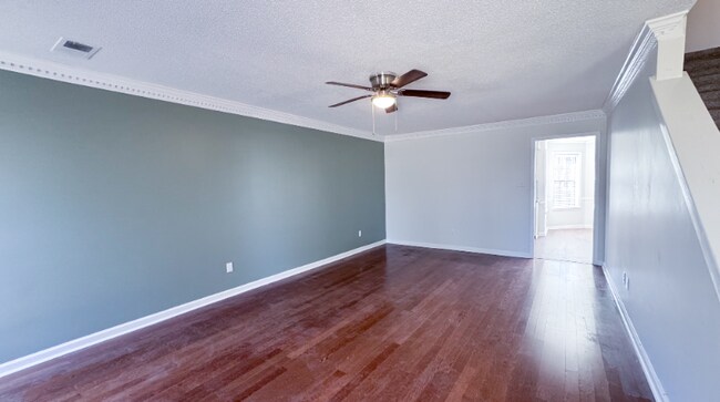 Photo - 6641 Blue Spruce Dr