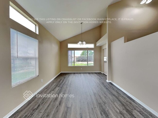 Photo - 22579 Naranja St