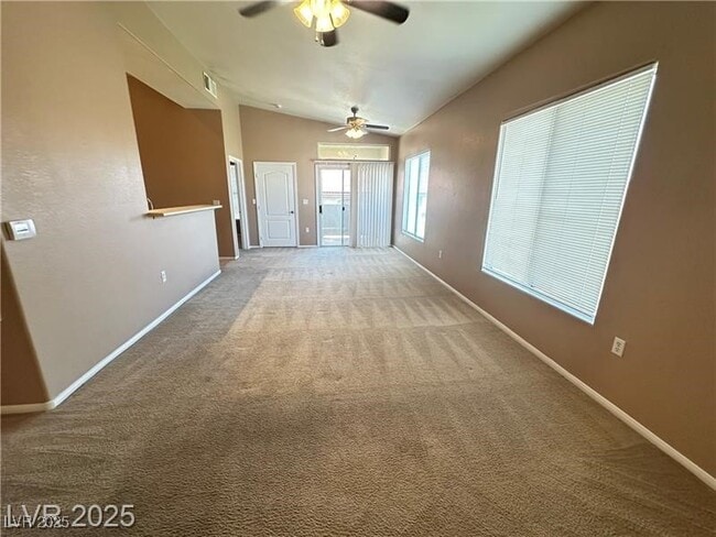 Photo - 3460 Cactus Shadow St Unidad 203 Rental