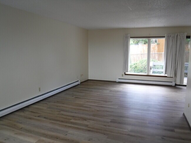 Photo - Duplex in the south hills