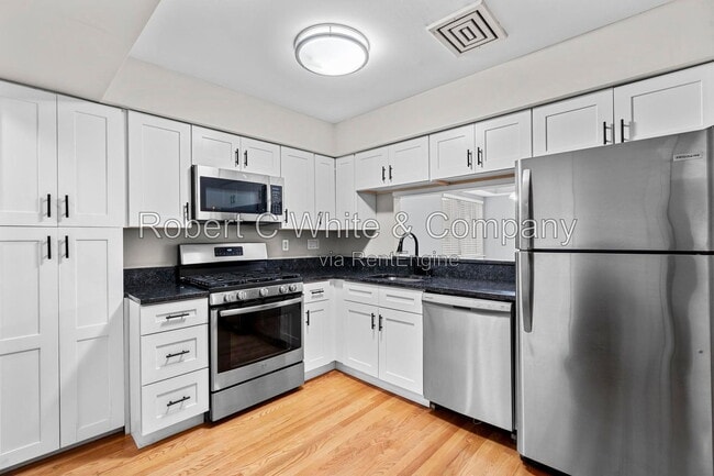 38 Harbour Close Unit 38