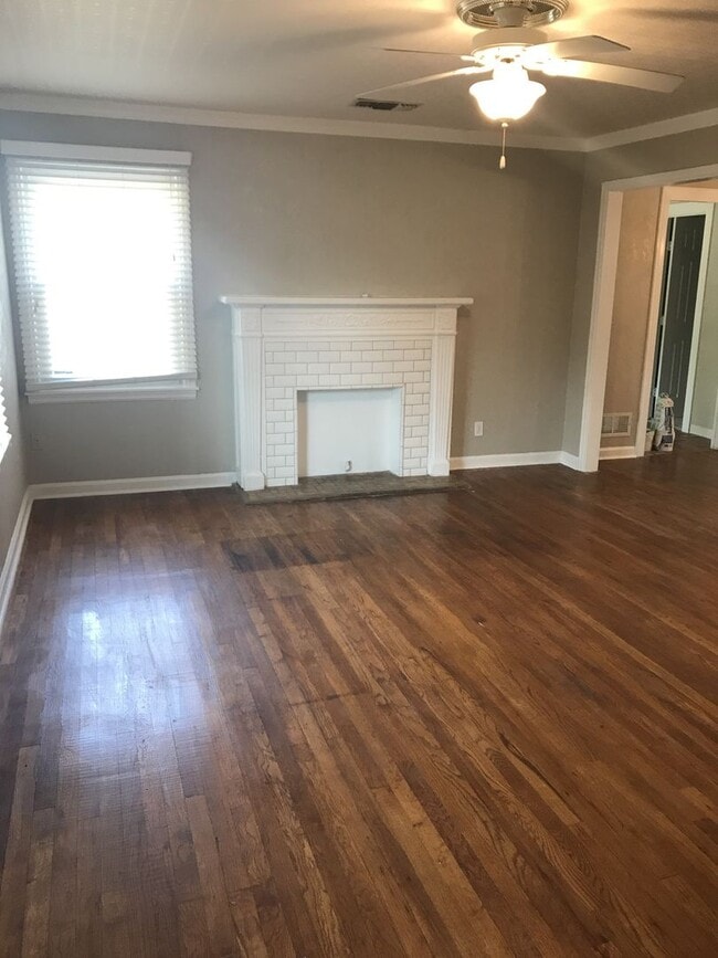 Photo - Pre Leasing for fall 2026! 3/2 in Tech Terrace