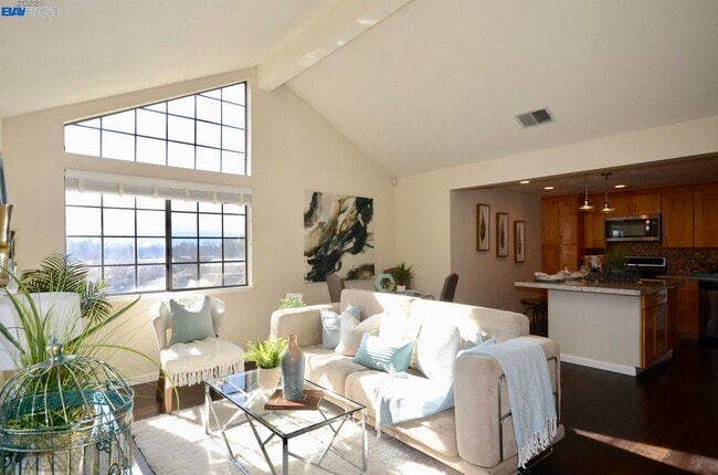 Building Photo - 3114 Heather Ridge Dr Unit 1 Rental