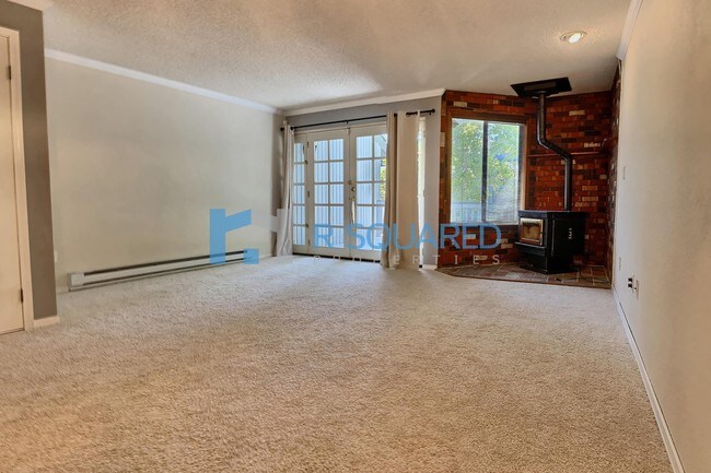 Photo - 1850 Grant Ave S