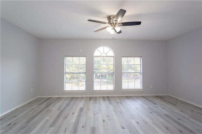 Photo - 2917 Bernardino Cove