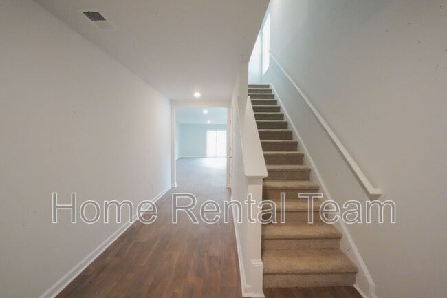 Photo - 463 Coconut Dr