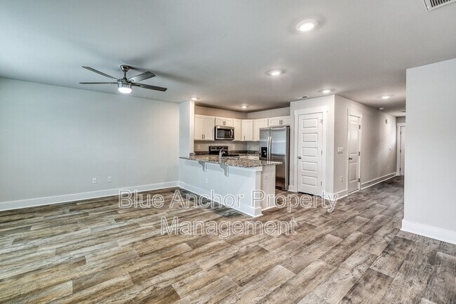 Photo - 103 S Grassland Rd