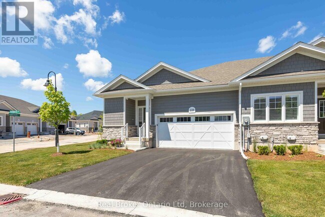 Photo - 221 Ironwood Way