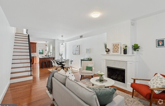 Building Photo - 616 S Bambrey St Rental
