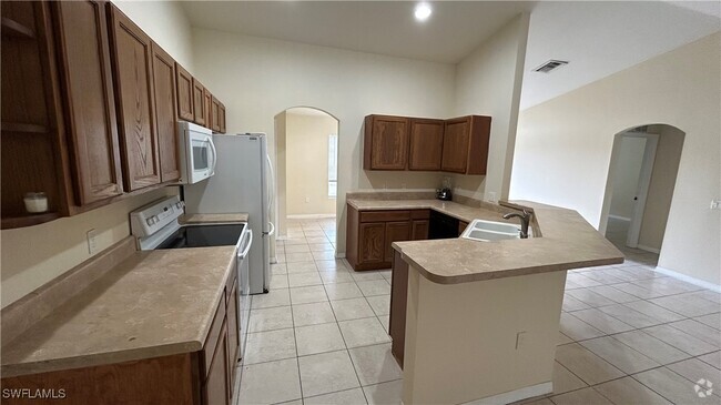 Building Photo - 2906 24th St SW Rental