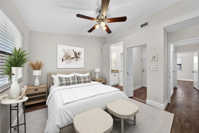 Photo - 1921 NE 15th Ave