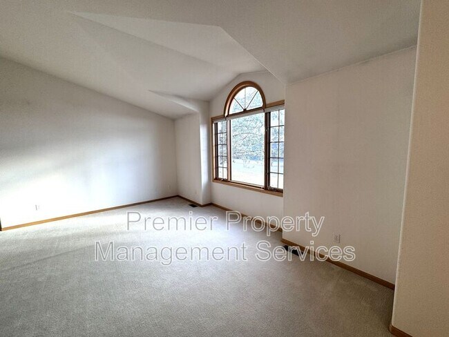 Photo - 4041 Pine Cove Rd