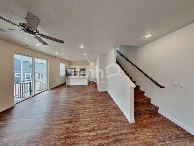 Photo - 8953 Wilroy Rd