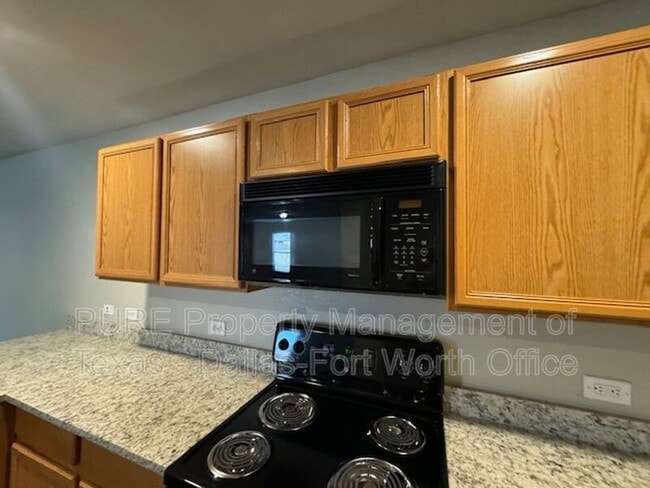 Photo - 500 Brookbank Dr