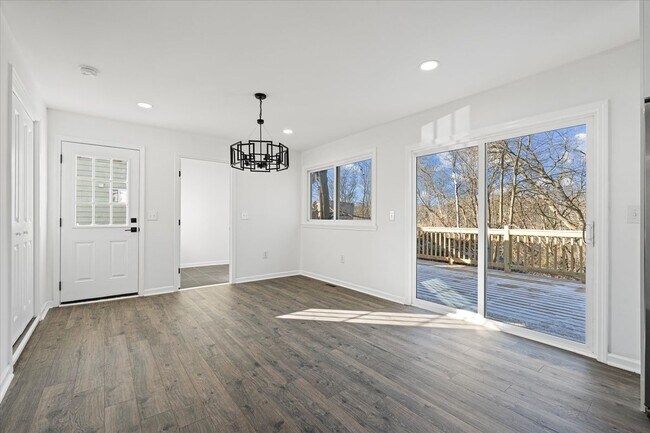 Photo - 53 Owasco St