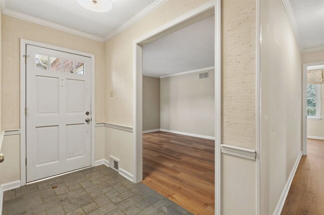 Photo - 8604 Sandpoint Dr