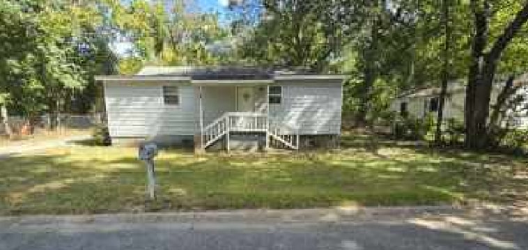 Photo - 875 Perry Dr