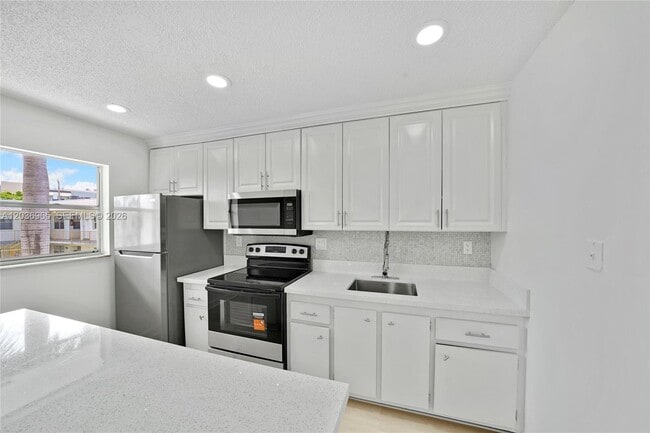 Photo - 6211 SW 37th St Unit 212