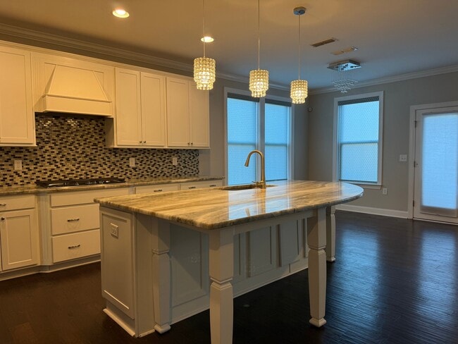 Photo - 120 Bailey Park Ct