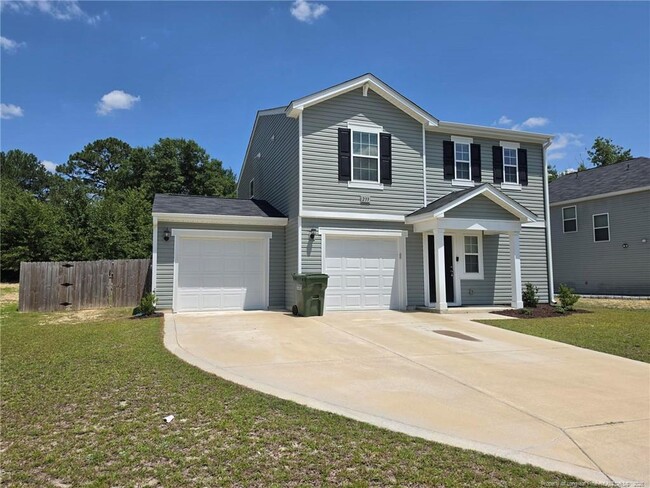 Photo - 233 Chinook Ln