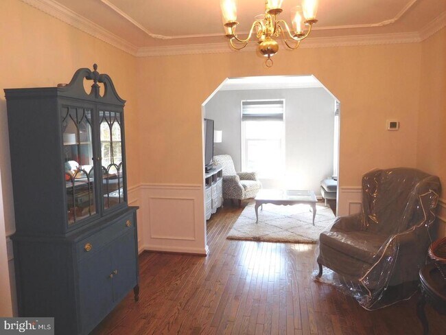 Photo - 6010 Southward Way