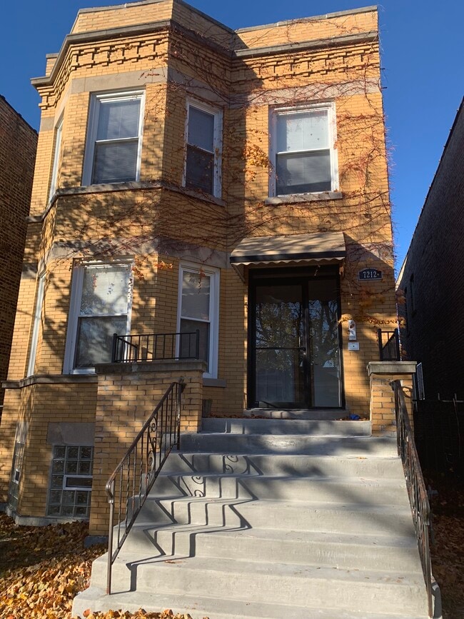 Photo - 7212 S Cornell Ave Unit 2