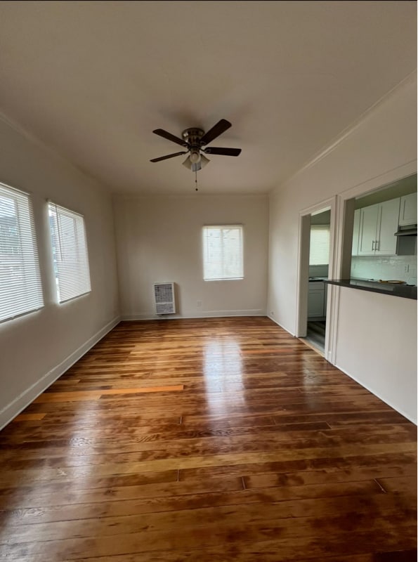 Building Photo - 904 S Catalina St Rental