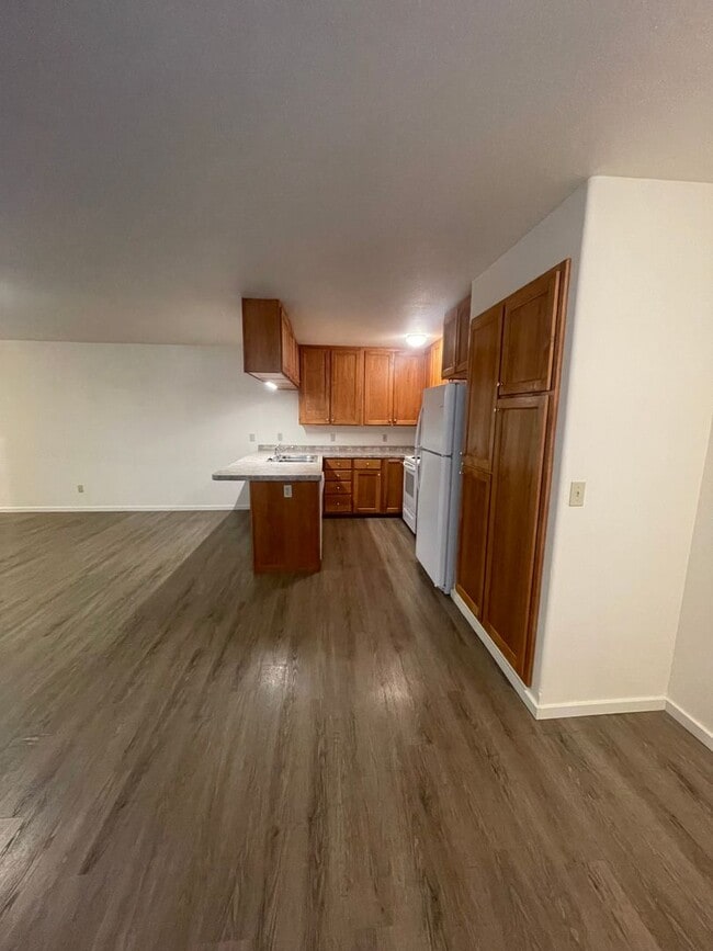 Photo - Convieniently located charming duplex with modern updates!