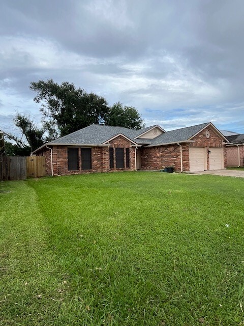 Building Photo - 7222 Greenwood Point Dr Rental