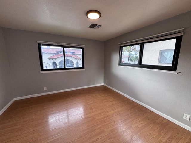 Photo - 950 Clyde Ave Unit 2