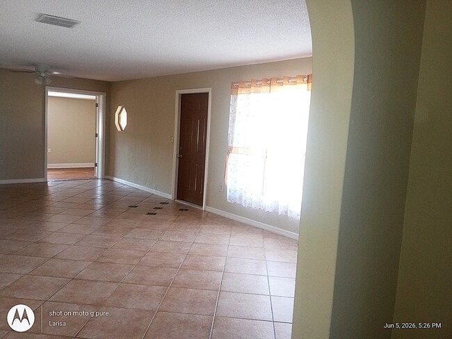 Photo - 1439 Glick Dr