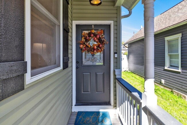 Photo - 80 Hanford St