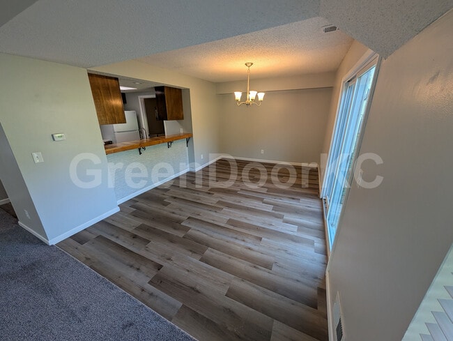Photo - 16520 W 141st St