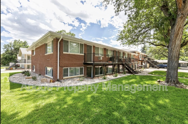 434 W 10th St