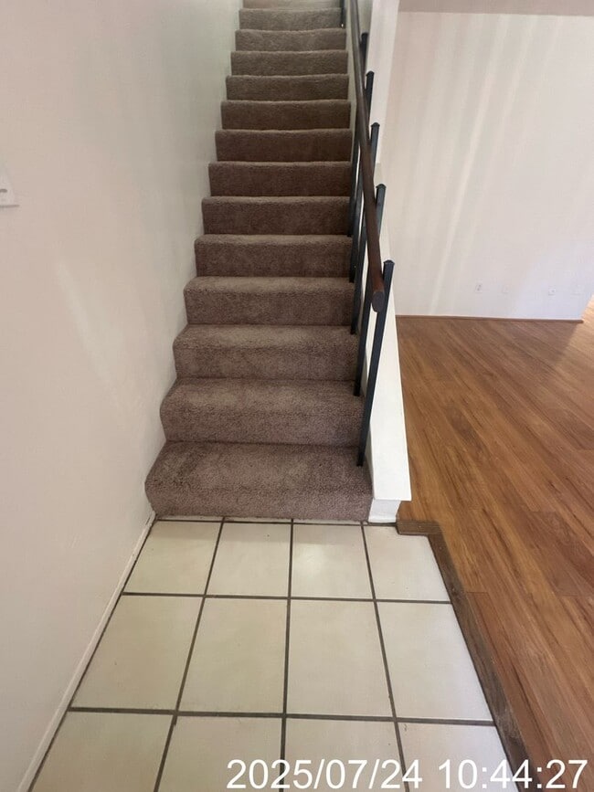 Photo - 5101 Hunter Ave