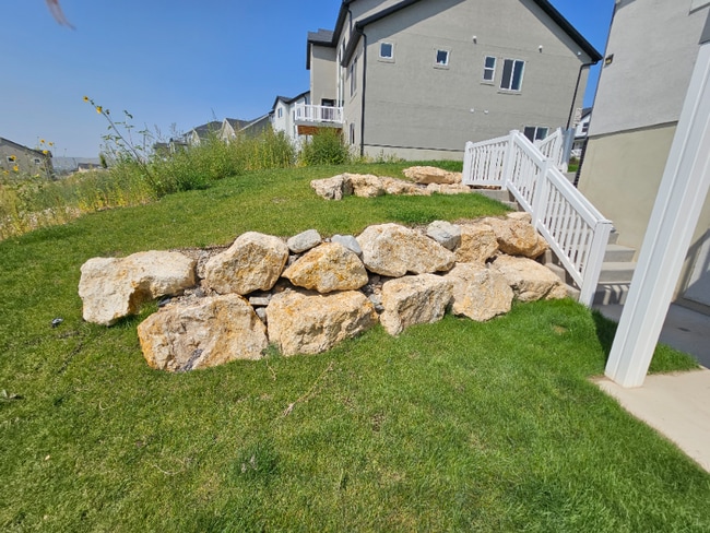 Photo - 439 N Hl Vw Dr