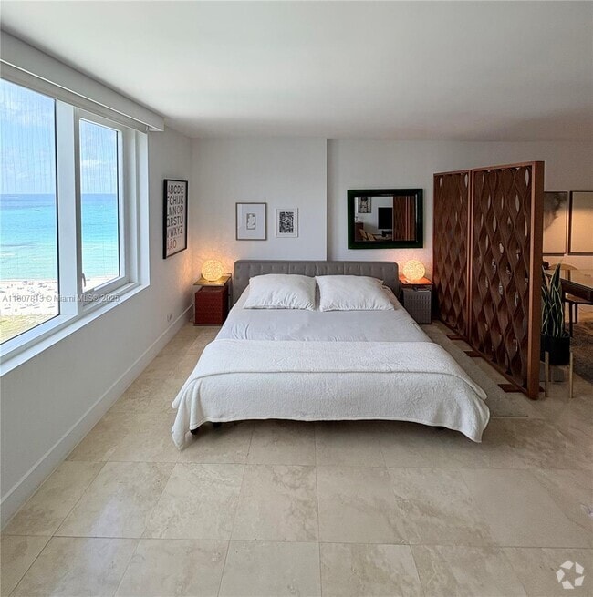Building Photo - 2301 Collins Ave Unit 1514 Rental