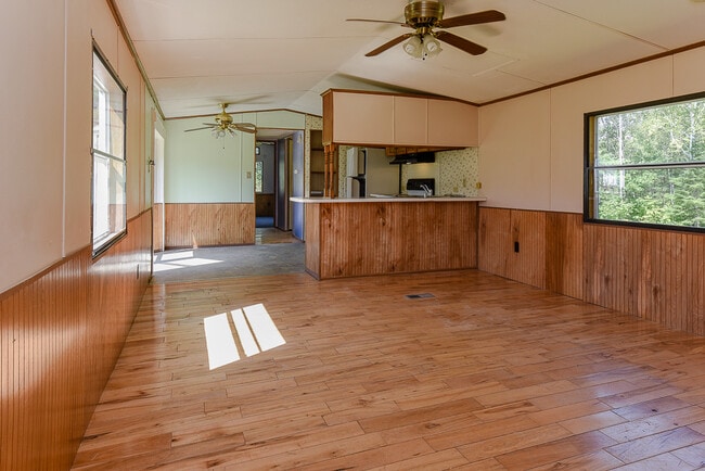 Building Photo - 16 Hilltop Dr Rental