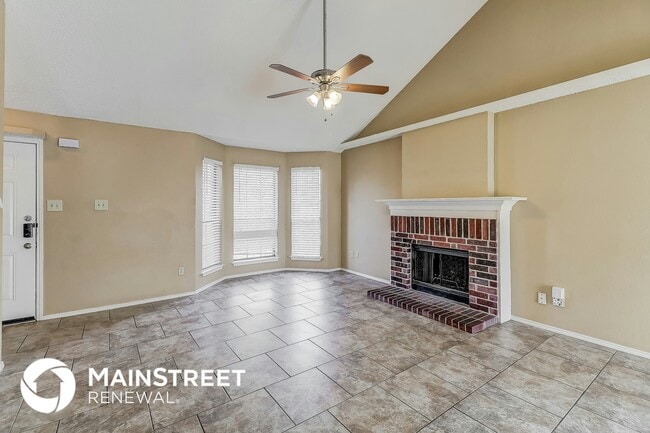 Photo - 911 Turner Ct