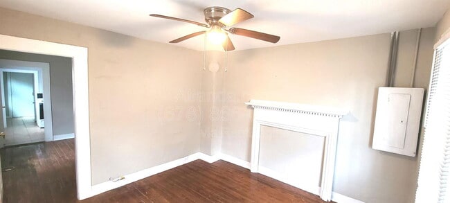 Building Photo - 66A Chester Ave Se