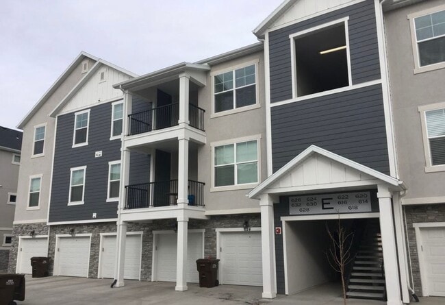 Building Photo - 624 N Emery Ln Unit 624 Emery  vineyard