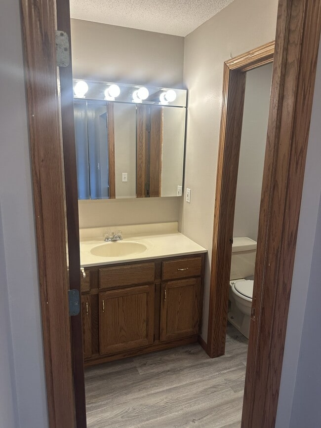 3108 Mohawk Dr Unit 4