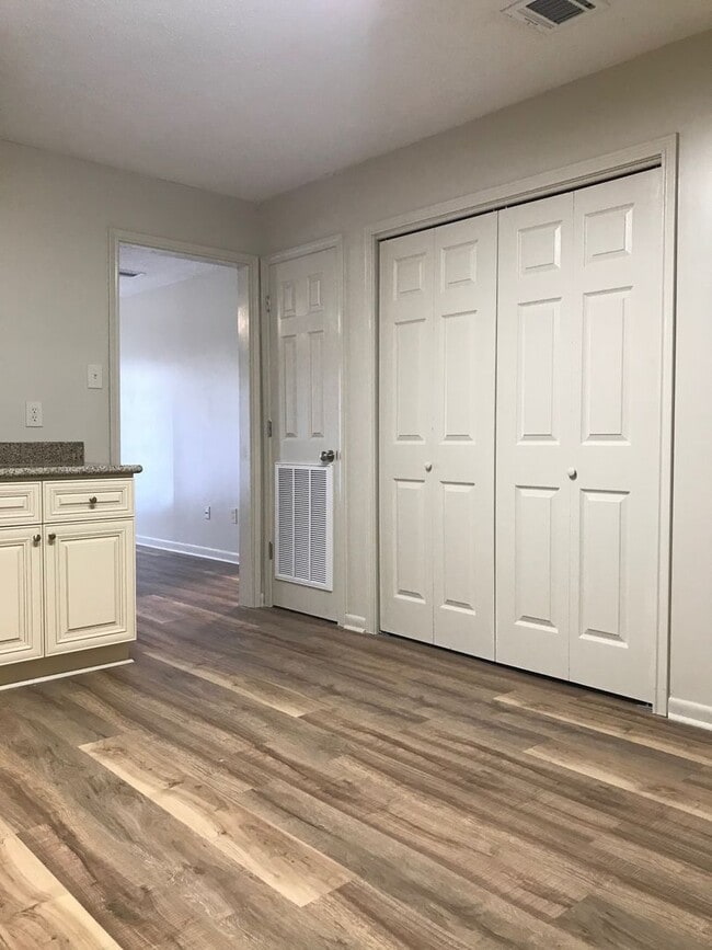 Photo - 208 Cantal Dr Unit A