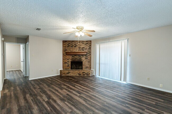 Photo - 6112 38th St Unit A