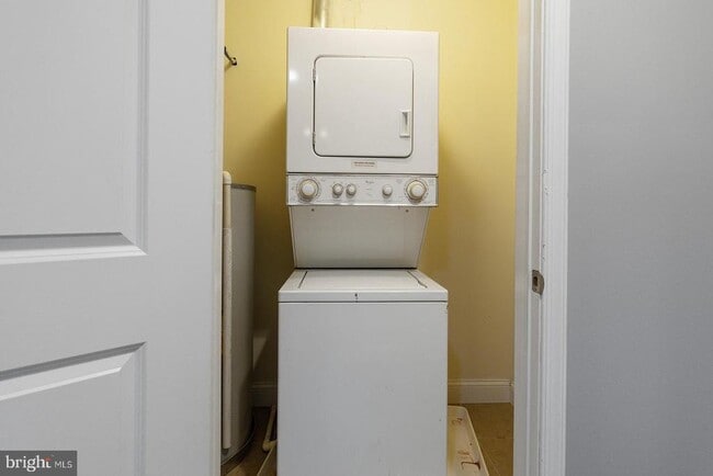 Photo - 1940 N Gratz St Unit 2