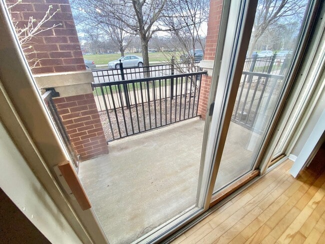 Photo - 907 S Lytle St Unit 101
